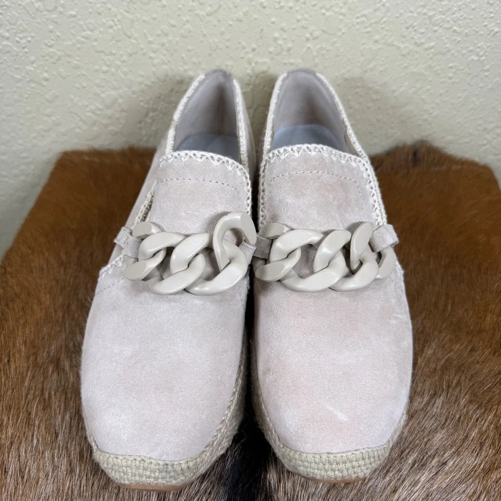 Dolce Vita Jhenee Women 9.5 Platform Espadrille Loafers Beige Suede Chunky Chain